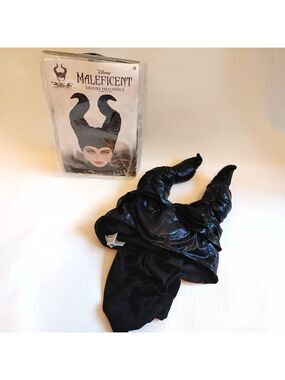 DISNEY MALEFICENT Deluxe Headpiece BNIP 1 piece